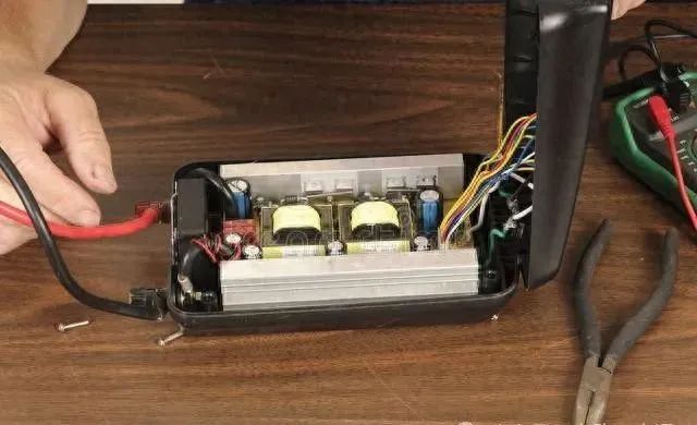 開關(guān)電源電路圖解，維修更容易判斷問題所在